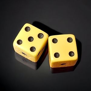 Vintage Pair of Bakelite Butterscotch Dice